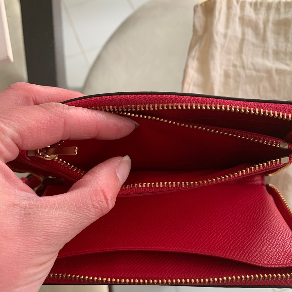 Coach wristlet - Picture 6 of 7